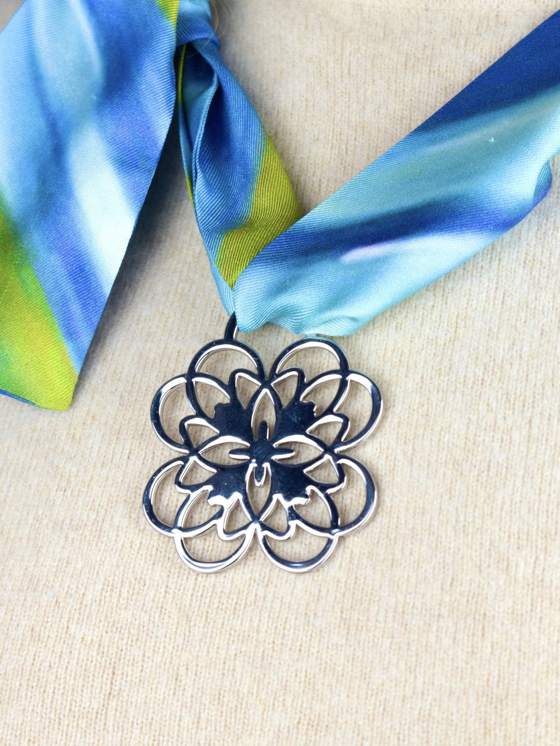 Charm Anagrama Plate