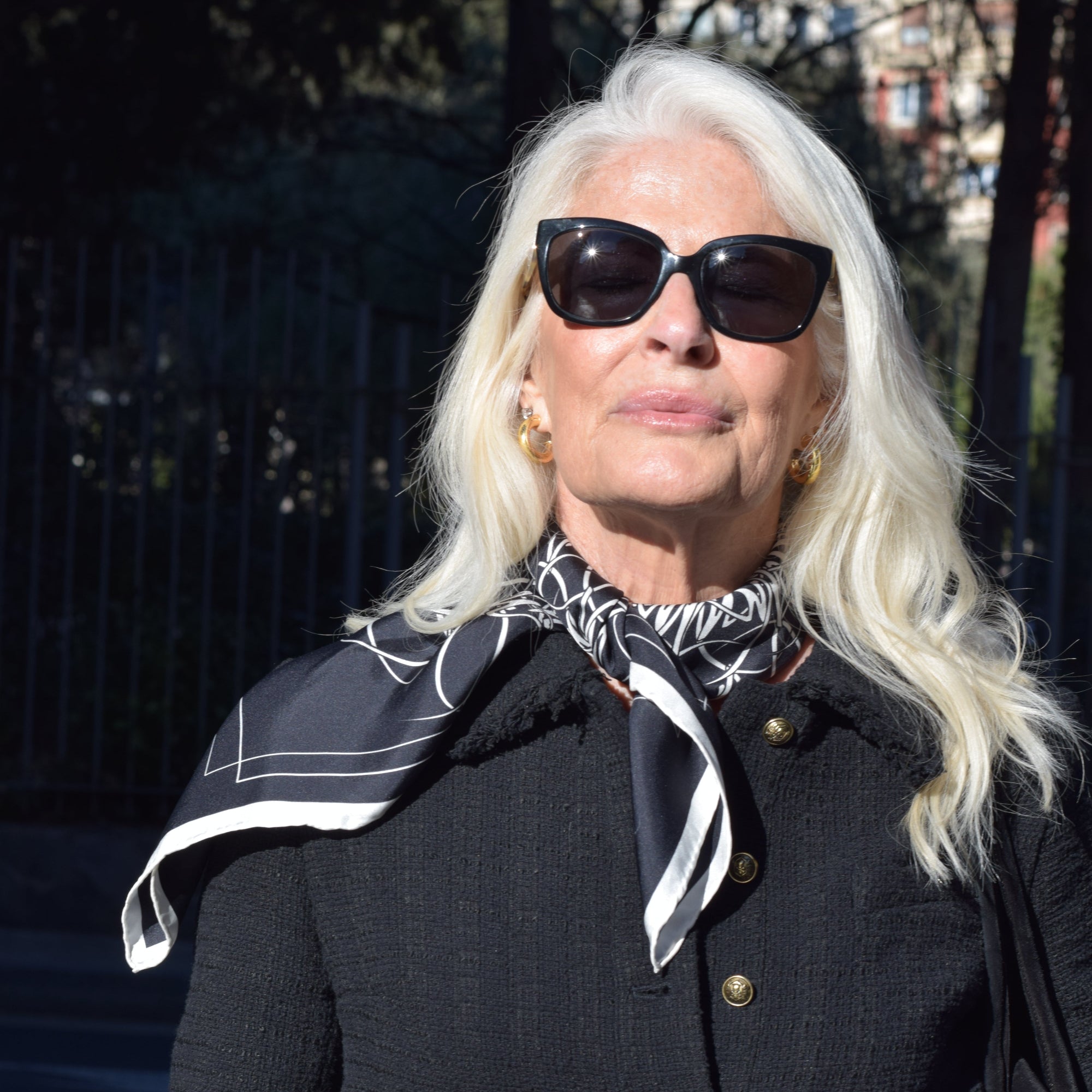 Pañuelo de Seda Encaje Blanco 70