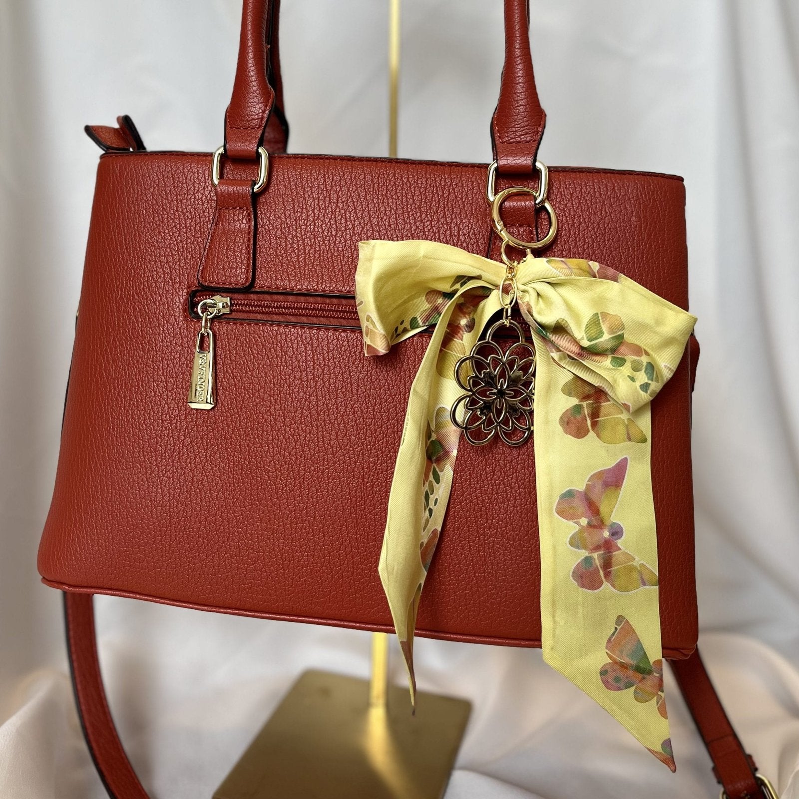 Llavero de bolso con lazo de seda de lujo