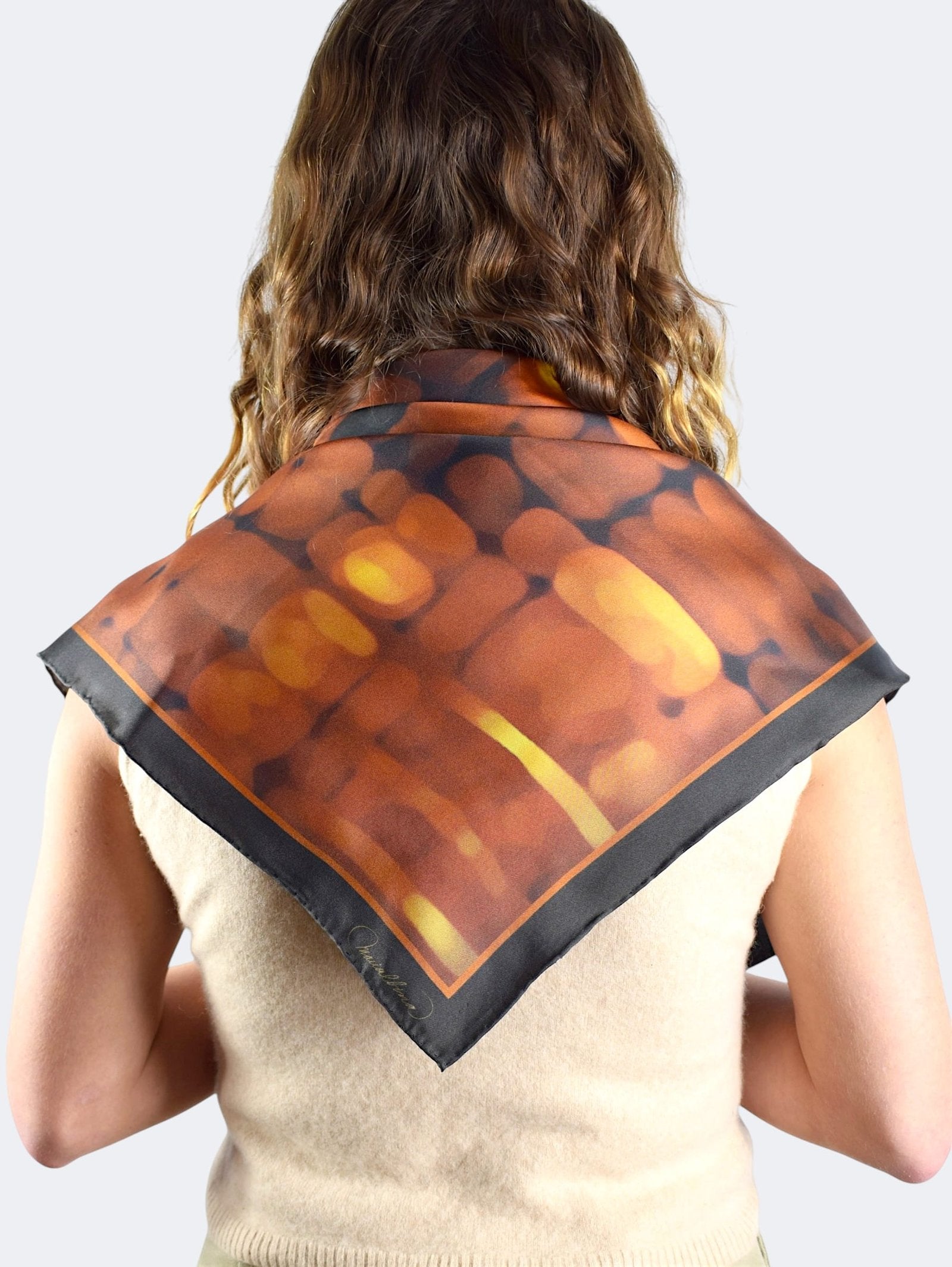 Pañuelo de Seda Luces de la Ciudad 90