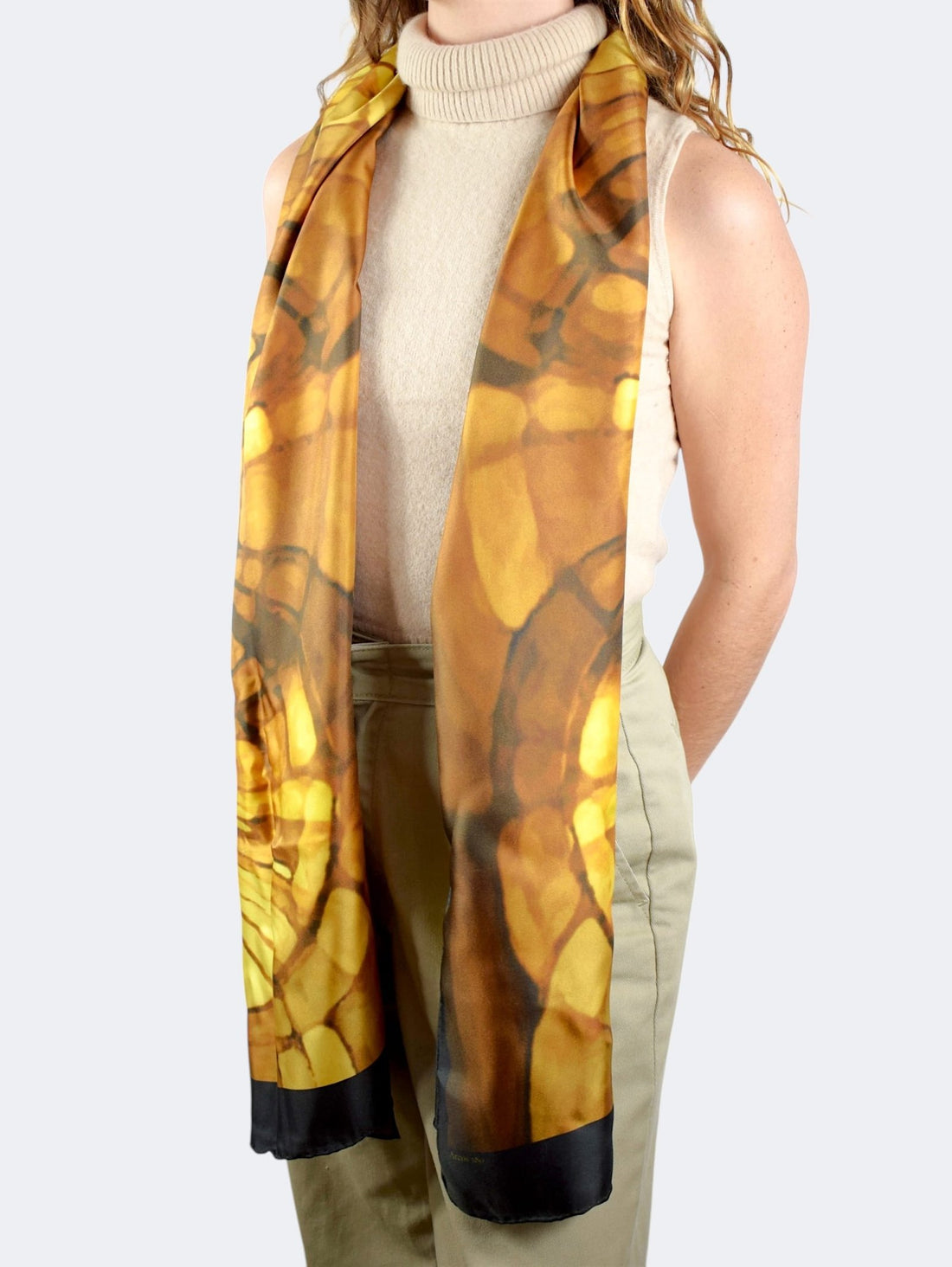 Stola – Pañuelo Largo de Seda – Arcos 180