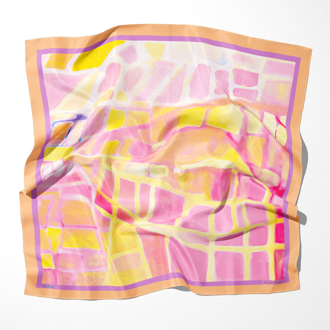 
Pañuelo de seda Pez Rosa 70x70 inspirado en el trencadís de Gaudí